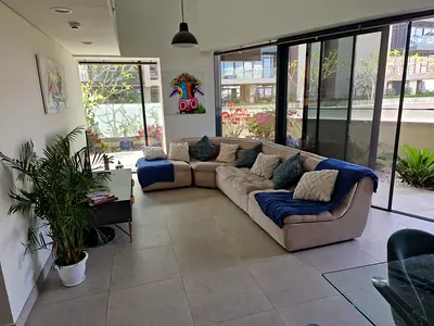 Saadiyat Square, Soho – Next to New York University Real Estate Broker No. 202503031499