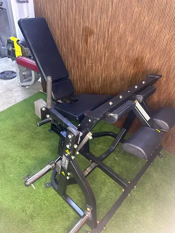 Seated leg curl Hammer strength
