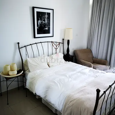 Urgent sale Queen size iron bed frame