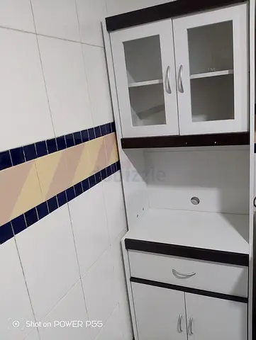 Kitchen cabinet selling