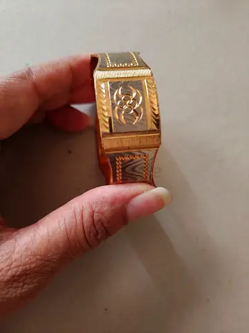 Artificial bangle Aed 10