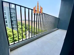 Luxurious 1bhk with balcony with 4 payment ready to move ::