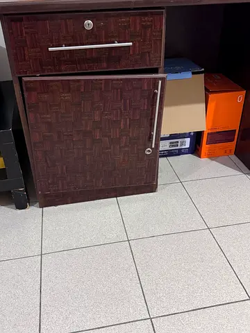 Stylish Wooden study table