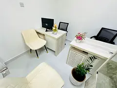 Spacious office | Bank account assistance |Free Amenities