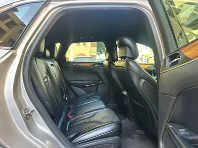 صورة 9 لـ 2015 Lincoln MKC