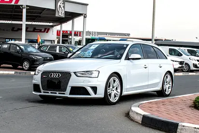 صورة 2 لـ 2014 AUDI RS4