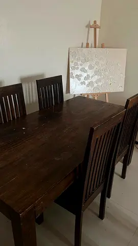 Dining table 200