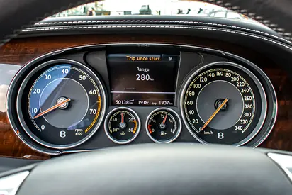 صورة مصغرة 9 لـ 2014 Bentley FLYING SPUR