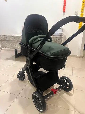 High-Quality Convertible pram cum car seat Stroller in Excellent Condition