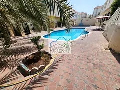 available away from zone private entrance corner unit /3 Bedrooms one master bedrooms Maid Room/livi