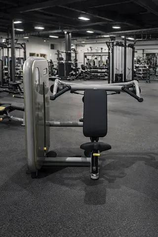 FOR SALE – TECHNOGYM ELEMENT SHOULDER PRESS