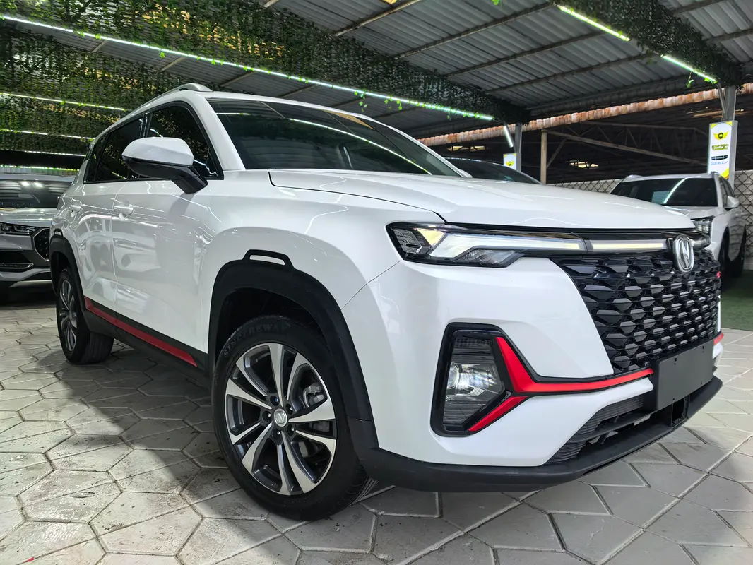 Changan CS35 Plus 2025 — photo 1 of 20