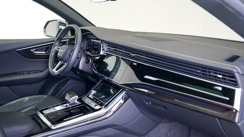Audi Q8 55 TFSI quattro S line, миниатюра 6