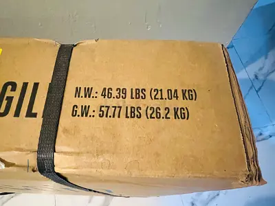 VARIDESK ADJUSTABLE STANDING COMPUTER TABLE