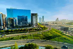 Combined Office | Al Khail Road View | Corner-Unit