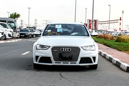 صورة 3 لـ 2014 AUDI RS4
