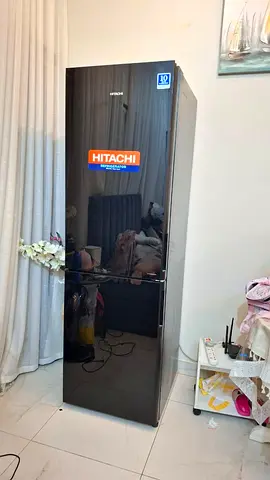 Hitachi 410Litter Capacity Bottom Freezer