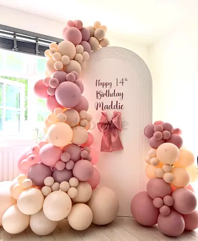 Balloons decorations services Available