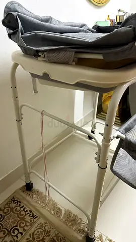 2-in-1 Baby Changing Table + Ingenuity Baby Feeding / Booster Seat