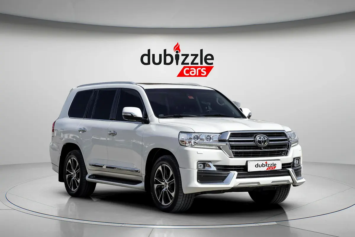 Toyota Land Cruiser 2021 — photo 1 of 19