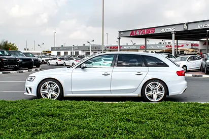 صورة 4 لـ 2014 AUDI RS4