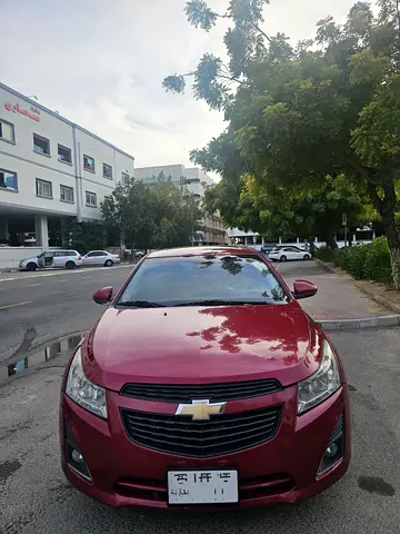 Full option.. CHEVROLET CRUZE 2013 ..GCC..VERY GOOD CONDITION PASS IN RTA ..HATCHBACH