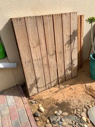 Wooden pallet ( 1 piece)