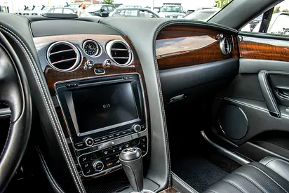 صورة مصغرة 15 لـ 2014 Bentley FLYING SPUR