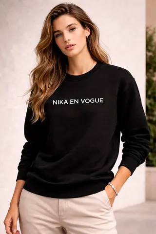 Stylish Black Sweatshirt with Nika En Vogue Design