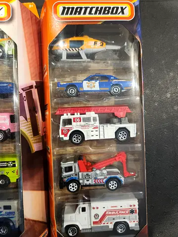 1:64 Matchbox cars