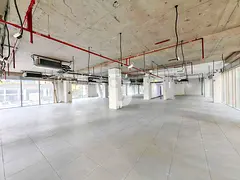 SHELL AND CORE | VACANT | ROAD FACING