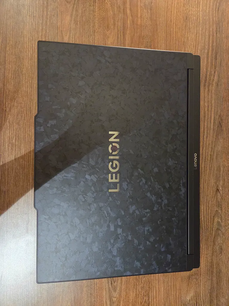 Lenovo Legion 9 18 RTX 5090