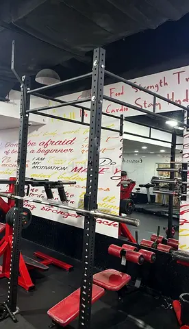 Heavy Duty Power Rack for Serious Lifters