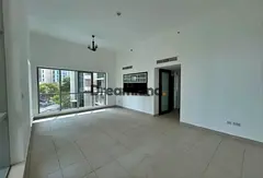 Burj Khalifa &amp; Fountain Views | Prime Location