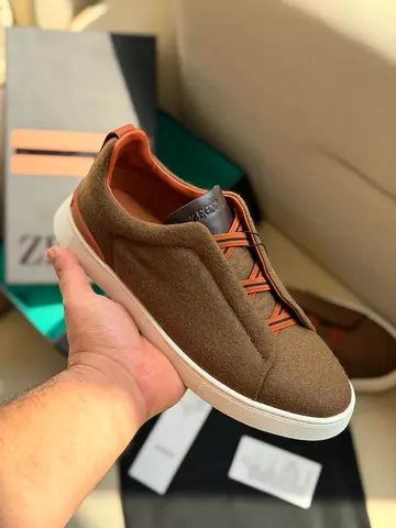 Men shoe