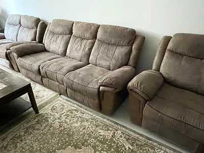 Comfortable Brown Reclining Sofa Set
