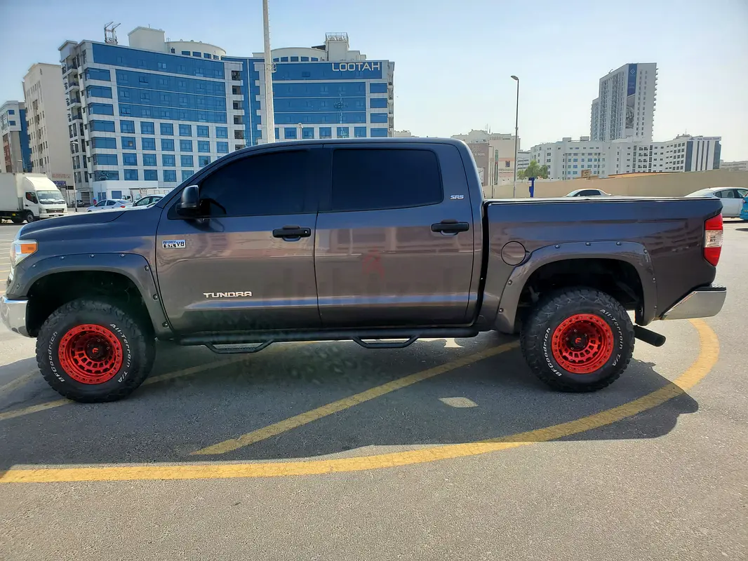 Toyota Tundra 2017