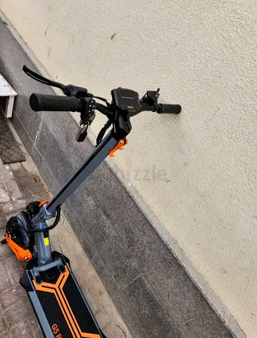 KUGOO G5 PLUS DUAL MOTOR ELECTRIC E SCOOTER