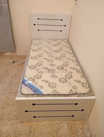 Single Bed with Storage and Mattress