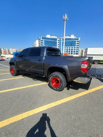 Toyota Tundra 2017