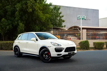 2011 Porsche Cayenne Turbo GCC | Full Options | V8 | 110K km