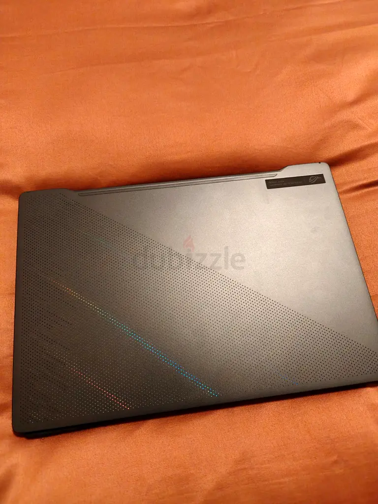 Asus ROG Zephyrus G14 202165561044604674112