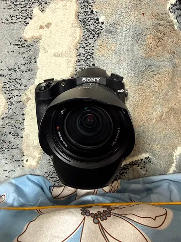 Sony RX10 Mark4 brand new only Camera