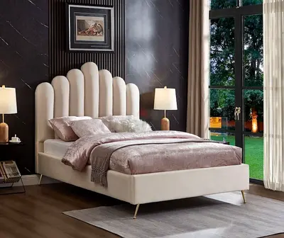 Elegant Upholstered Queen Bed with Chic Headboard