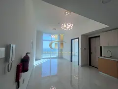 Bright &amp; Spacious | Butterfly Garden View | Vacant