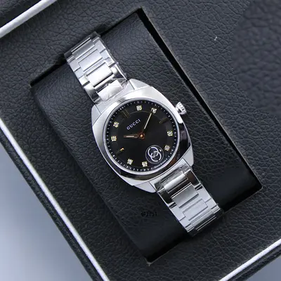 Elegant Gucci watch