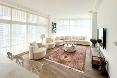 Exclusive High-End Upgrade | Vacant on Transfer