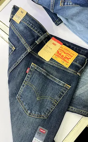 Levi’s premium Jeans USA shipment