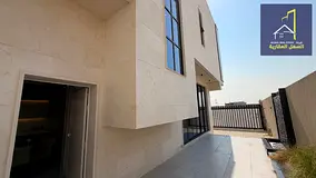 Two-story villa for sale in Al-Hawshi area