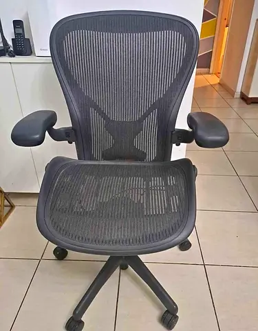 Herman Miller Aeron Chair Size B Fully Loaded Posture Fit